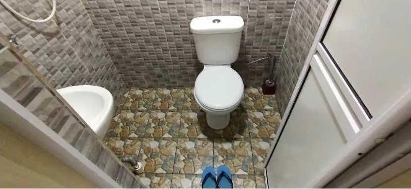 KontenaStay Al Furqan Balik Pulau Habitación en casa particular